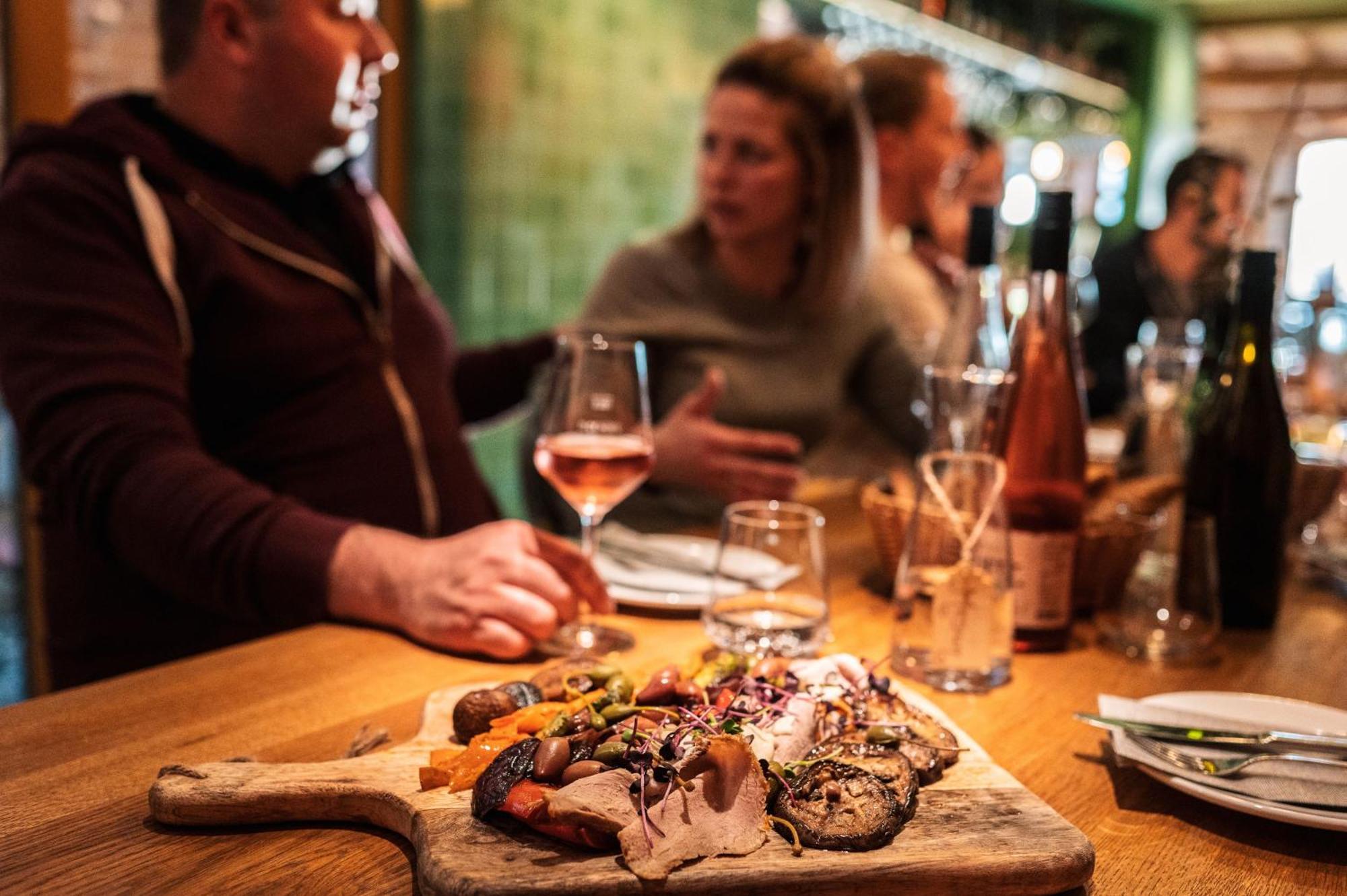 Mueller! Das Weingut & Weinhotel ハンメルブルク エクステリア 写真